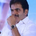 ആശ്വാസ തീരത്തേക്ക്,രാജ്യത്ത് കോവിഡ് കേസുകൾ കുറയുന്നു