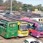 മിന്നൽ പൊളി’ പ്രായം 74 ൽ ചുറുചുറുക്കോടെ തേങ്ങാ പൊതിക്കുന്ന കുന്ദമംഗലത്തിന്റെ  സീതികുട്ടി