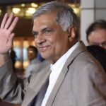 സ്‌കൂള്‍ ബസിറങ്ങി വീട്ടിലേക്ക് നടക്കുന്നതിനിടെ പത്തുവയസുകാരിയെ തലയ്ക്കടിച്ച് വീഴ്ത്തി ആഭരണങ്ങള്‍ കവര്‍ന്നു