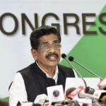 വിവാഹ വണ്ടിയുടെ നമ്പർ പ്ലേറ്റിൽ ‘ജസ്റ്റ് മാരീഡ്’ സ്റ്റിക്കർ;3250 രൂപ പിഴ ചുമത്തി എംവിഡി