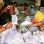 ധരിച്ചിരുന്ന പാന്‍റ്സിന് കട്ടി കൂടുതൽ കൊണ്ടുവന്നത് ‘തേച്ച്പിടിപ്പിച്ച നിലയില്‍ ‘കരിപ്പൂരിൽ നിന്നും പോലീസ് പിടിച്ചെടുത്തത് ഒന്നര കിലോ സ്വര്‍ണ്ണം