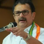 കെ.സുരേന്ദ്രന്റെ വിഡ്ഢിത്തം കേട്ടവര്‍ ഇപ്പോഴും ചിരി നിര്‍ത്തിക്കാണില്ല,ആളും തരവും നോക്കി കളിയ്ക്കണമെന്ന് സുധാകരൻ