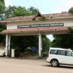 ചരിത്രം എടുത്ത് കൈ പൊള്ളി,ദേഹം മുഴുവൻ പൊള്ളി, ഇനിയിലെന്ന് പ്രിയദർശൻ