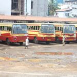 കോഴിക്കോട് ഡ്രൈവറുടെ ഫോൺ വിളിയും ബസ് ഓടിക്കലും ഒരുമിച്ച് , 7 കിലോമീറ്ററിനിടെ എട്ട് തവണ ഫോൺ ചെയ്തു, ദൃശ്യങ്ങള്‍ പുറത്ത്