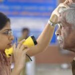 തിരുവനന്തപുരത്ത് ഓടിക്കൊണ്ടിരുന്ന കാറിന് തീപിടിച്ചു; മുൻഭാഗം പൂർണമായും കത്തി നശിച്ചു