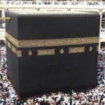 അവളെ കുളിപ്പിക്കാൻ രണ്ടെണ്ണം നല്ല പാട് പെടുന്നുണ്ട്, ഐശ്വര്യ സുരേഷിന്റെ ബിഗ് ബോസ്സിലെ കുളിക്ക് പിന്നാലെ മോശം കമന്റുകൾ