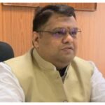 യുഡിഎഫ്, എൽഡിഎഫ്, ബിജെപി എന്നിങ്ങനെ നോക്കിയല്ല ദുരിതാശ്വാസ നിധിയിൽ നിന്ന് പണം അനുവദിക്കുന്നത്: കെ ടി ജലീൽ