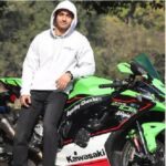 അരിക്കൊമ്പൻ തമിഴ്നാട്ടിലെ ജനവാസ മേഖലയിൽ; വീടിന്റെ കതക് തകർത്ത് അരി കഴിച്ചെന്ന് തൊഴിലാളികൾ