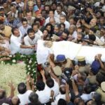 ഉമ്മൻ ചാണ്ടിയുടെ കല്ലറ സന്ദർശിക്കാൻ പാക്കേജ്; ആദ്യയാത്ര നാളെ, പിന്നിൽ കോൺഗ്രസ് മുൻ ബ്ലോക്ക് പ്രസിഡന്‍റ്