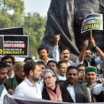 ശബരിമല തീർത്ഥാടകർ സഞ്ചരിച്ച കാറും ടിപ്പറും കൂട്ടിയിടിച്ചു