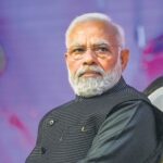 റേമല്‍ ചുഴലിക്കാറ്റ് കരതൊട്ടു;ശക്തമായ കാറ്റില്‍  പശ്ചിമ ബംഗാൾ ആടി ഉലഞ്ഞു, ജാഗ്രത നിർദേശം തുടരുന്നു