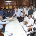 അഗസ്ത്യ മുഴി റോഡില്‍ എന്‍ ഐ ടി അധികൃതര്‍ സ്ഥാപിച്ച ബോര്‍ഡുകള്‍ നീക്കം ചെയ്യണം; എന്‍.ഐ.ടി ഡയരക്ടര്‍ക്ക് നിവേദനം സമര്‍പ്പിച്ചു