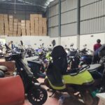 കനത്ത മഴ; വെള്ളത്തില്‍ മുങ്ങി മുംബൈ; ഗതാഗതം താറുമാറായി, സ്‌കൂളുകളും കോളേജുകളും പൂട്ടി