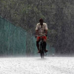 ദുരന്തത്തിനു കാരണം ഖനനവും അനധികൃത കുടിയേറ്റവും; കേരളത്തെ കുറ്റപ്പെടുത്തി കേന്ദ്രമന്ത്രി