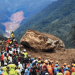 കര്‍ണാടകയില്‍ തുംഗഭദ്ര ഡാമിന്റെ ഗേറ്റ് തകര്‍ന്നു; വെള്ളം പുറത്തേക്ക്; അതീവ ജാഗ്രത നിര്‍ദേശം