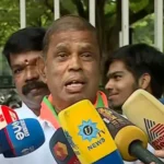 കണ്ണൂരില്‍ വീട്ടിനുള്ളില്‍ നിന്ന് രാജവെമ്പാലയെ പിടികൂടി; പാമ്പ് കുട്ടിയുടെ ഇലക്ട്രോണിക് ടോയ് കാറിന്റെ അടിയില്‍