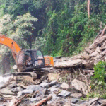 താമരശ്ശേരി ചുരത്തില്‍ വീണ്ടും ഗതാഗതം നിരോധിച്ചു; അടിവാരത്തും ലക്കിടിയിലും വാഹനങ്ങള്‍ തടയും