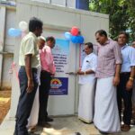 ഇന്ത്യക്ക് കനത്ത തിരിച്ചടി, മരുന്നുകള്‍ക്ക് 100 ശതമാനം തീരുവ പ്രഖ്യാപിച്ച് ട്രംപ്