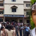 ശബരിമല സ്വര്‍ണ്ണക്കൊള്ള; ‘ശരിയായിട്ട് അന്വേഷിച്ചാല്‍ മുന്‍ ദേവസ്വം മന്ത്രിയും പ്രതിയാകും’; വിഡി സതീശന്‍