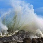 വർക്കല ട്രെയിൻ അതിക്രമം; പ്രതി സുരേഷ് കുമാറിനെ കീഴ്പ്പെടുത്തിയ ആളുടെ ചിത്രം പുറത്തുവിട്ട് റെയിൽവേ പൊലീസ്