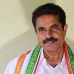 ‘ ഡയറക്ടർ സ്ഥാനത്തു നിന്ന് നീക്കണം’; വിഎസിന്റെ മകനെതിരെ തിര‍ഞ്ഞെടുപ്പ് കമ്മീഷന് പരാതി