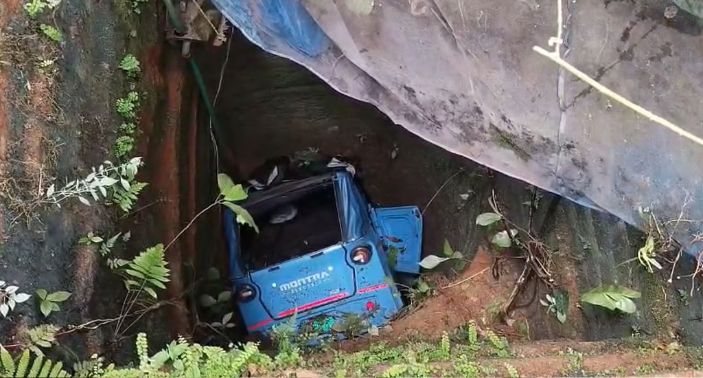 കളിക്കുന്നതിനിടെ ഓട്ടോ സ്റ്റാര്‍ട്ടായി; നിയന്ത്രണം വിട്ട ഓട്ടോറിക്ഷയും മൂന്ന് വയസുകാരിയും കിണറ്റില്‍ വീണു