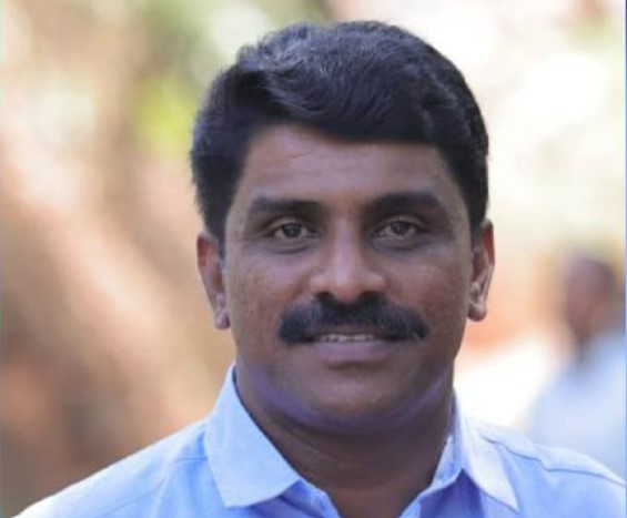 പാനൂരില്‍ പഴയവീട് പൊളിച്ച് മാറ്റുന്നതിനിടയില്‍ സ്ലാബ് തകര്‍ന്ന് വീണു; യുവാവിന് ദാരുണാന്ത്യം