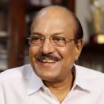 കുറ്റിപ്പുറത്ത് ബസ് തലകീഴായി മറിഞ്ഞ് ഒരാൾ‌ മരിച്ചു; നിരവധി പേർക്ക് പരിക്ക്