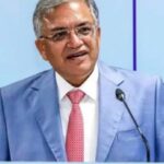 കാലം മാറുന്നതനുസരിച്ച് മുഖ്യമന്ത്രിയുടെ യാത്രയിൽ മാറ്റങ്ങൾ വേണം, ഇതേ കമ്പനിയുടെ വിമാനം പിണറായി ഉപയോഗിച്ചിട്ടുണ്ട്: മന്ത്രി കെ മുരളീധരൻ
