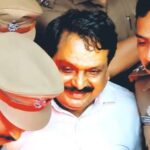 കൊച്ചിയിൽ സ്ത്രീകളെ വിവസ്ത്രരാക്കി കവർച്ച; സ്വർണ്ണവും, മൊബൈൽ ഫോണും കവർന്നു